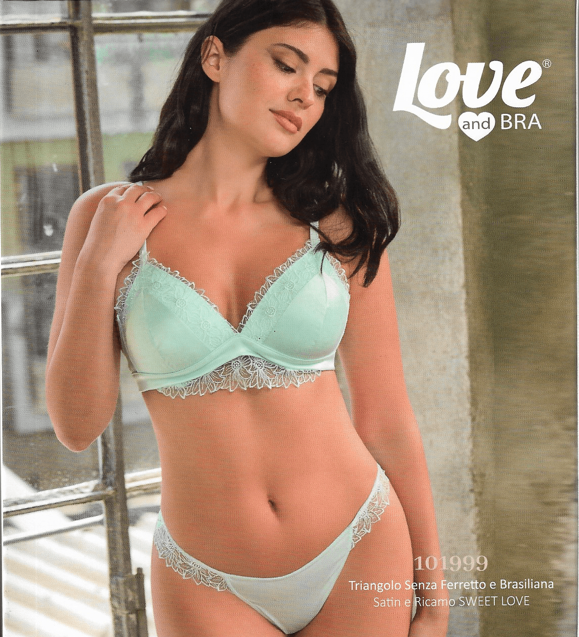 Completino Triangolo Senza Ferretto e Brasiliana Love And Bra 101999 - Biancheria da sogno Pedata