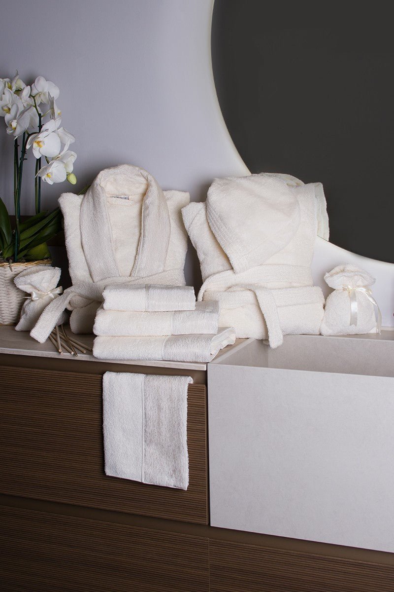 Completo Bagno 8Pz Battaglia Tanit - Biancheria da sogno Pedata