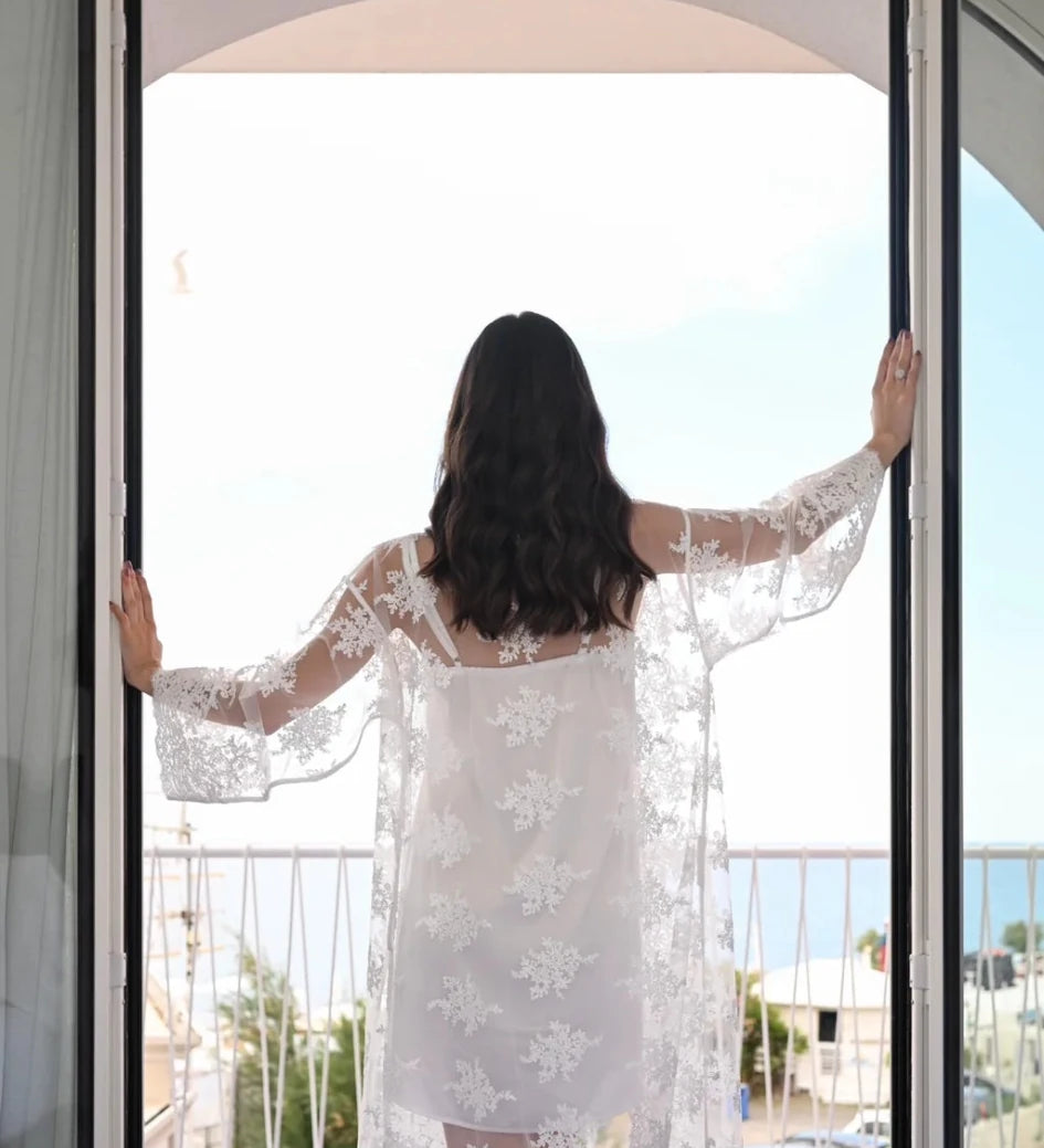 Filo D'Angelo Parure Kimono Pizzo Chantilly + Parigina in Raso Magnifique - Biancheria da sogno Pedata