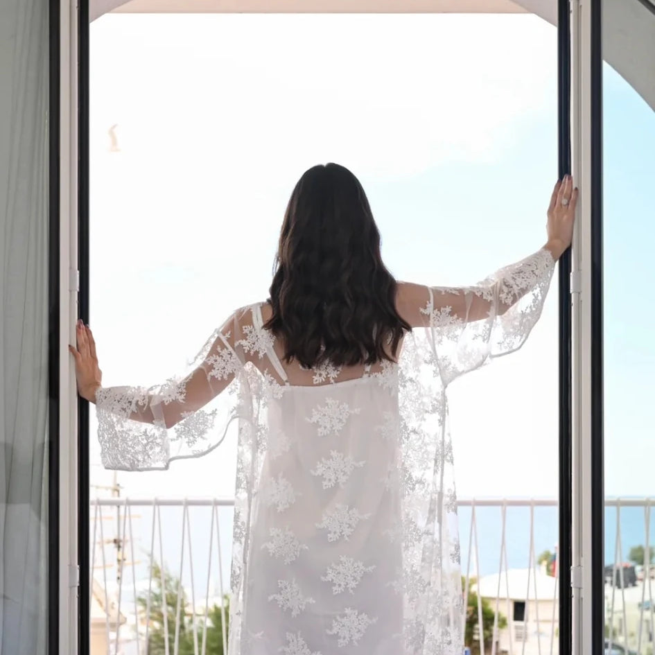 Filo D'Angelo Parure Kimono Pizzo Chantilly + Parigina in Raso Magnifique - Biancheria da sogno Pedata