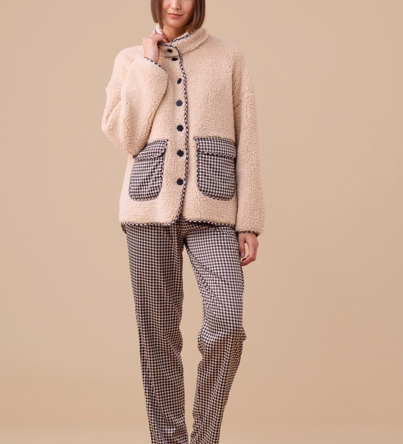 Giacca Donna con Bottoni in Eco pelliccia Noi Di Notte GE3032 - Biancheria da sogno Pedata