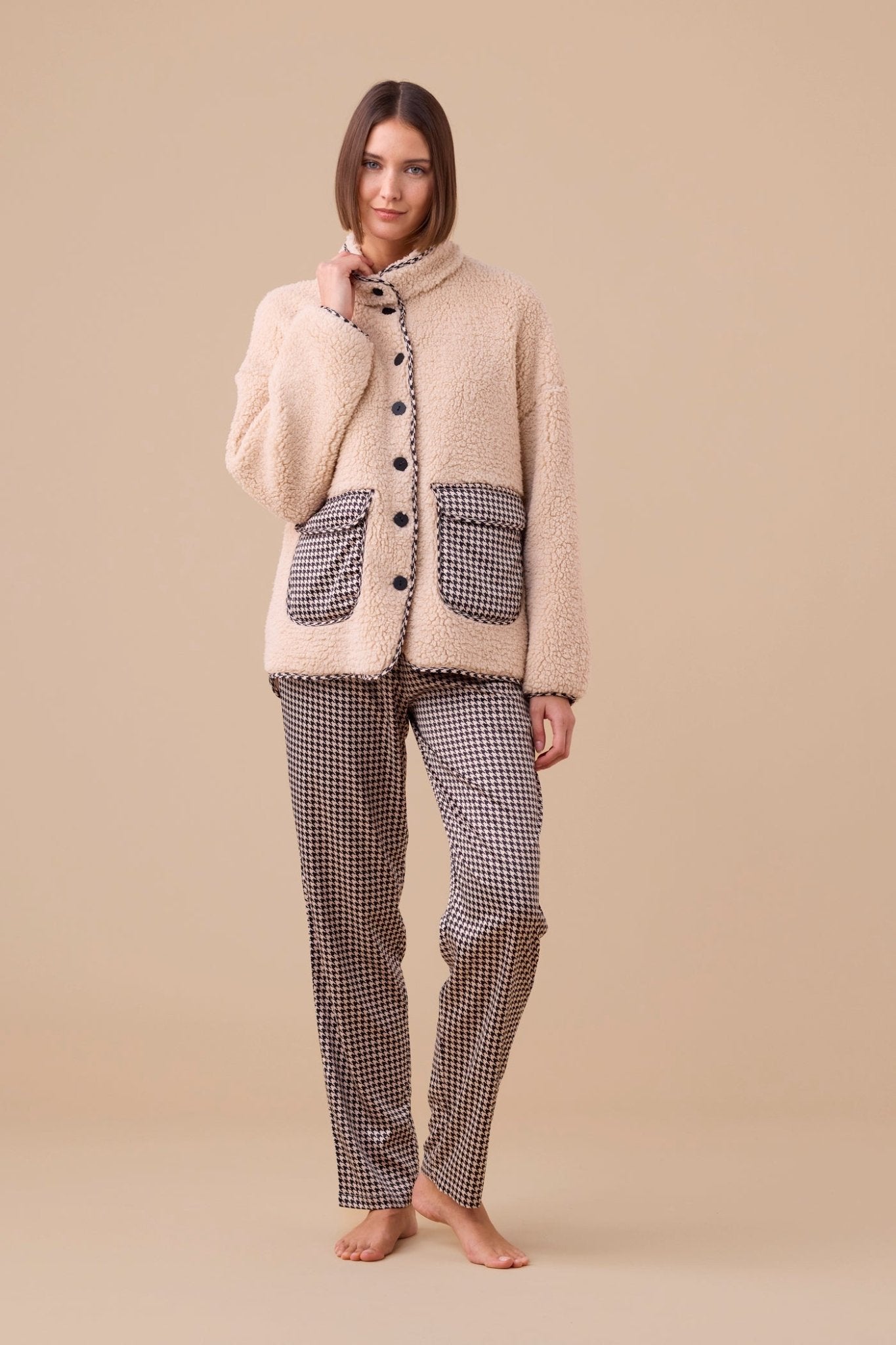 Giacca Donna con Bottoni in Eco pelliccia Noi Di Notte GE3032 - Biancheria da sogno Pedata