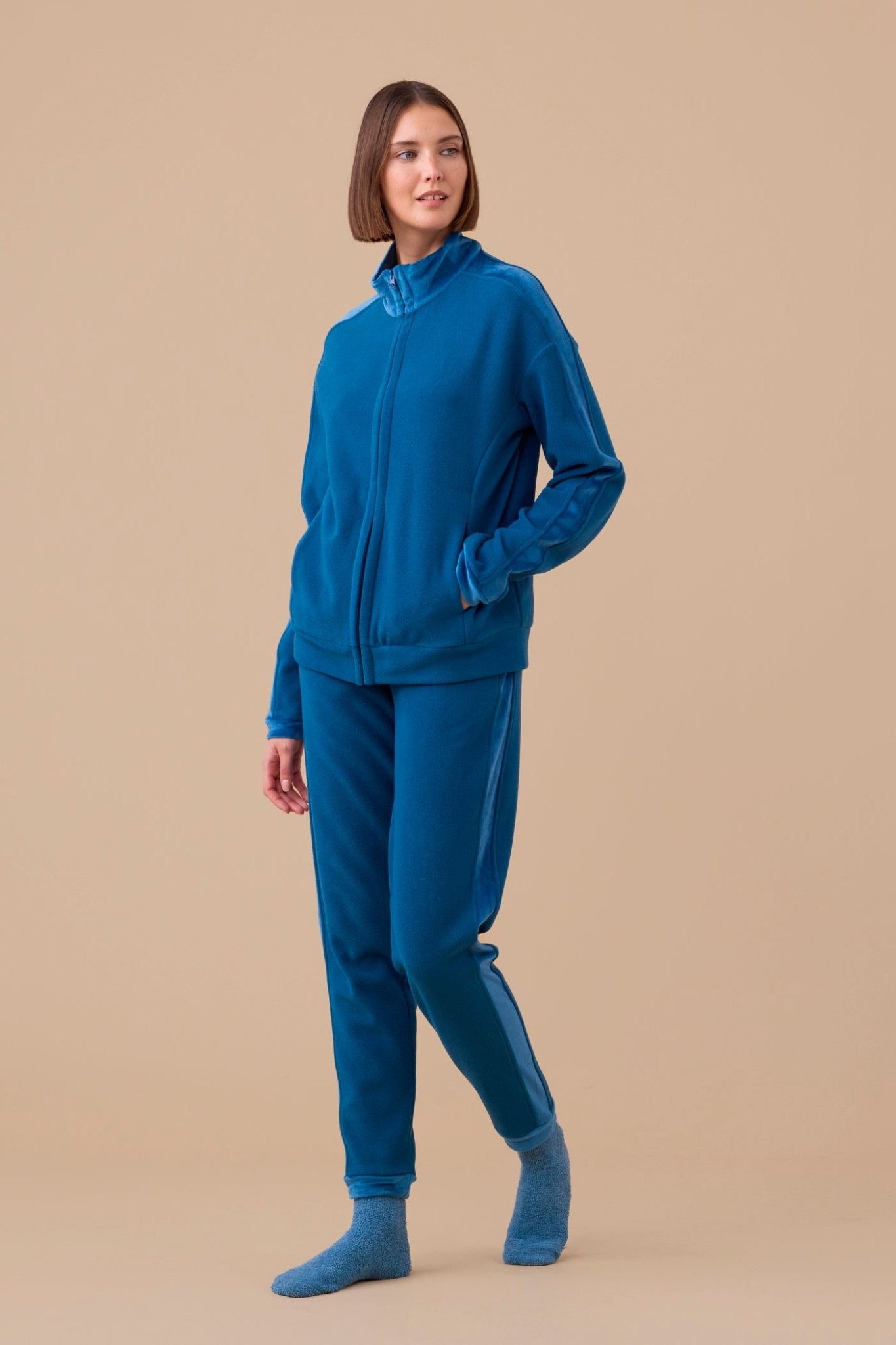 Pigiama Donna in Pile Con Zip Noi Di Notte FA9370 - Biancheria da sogno Pedata