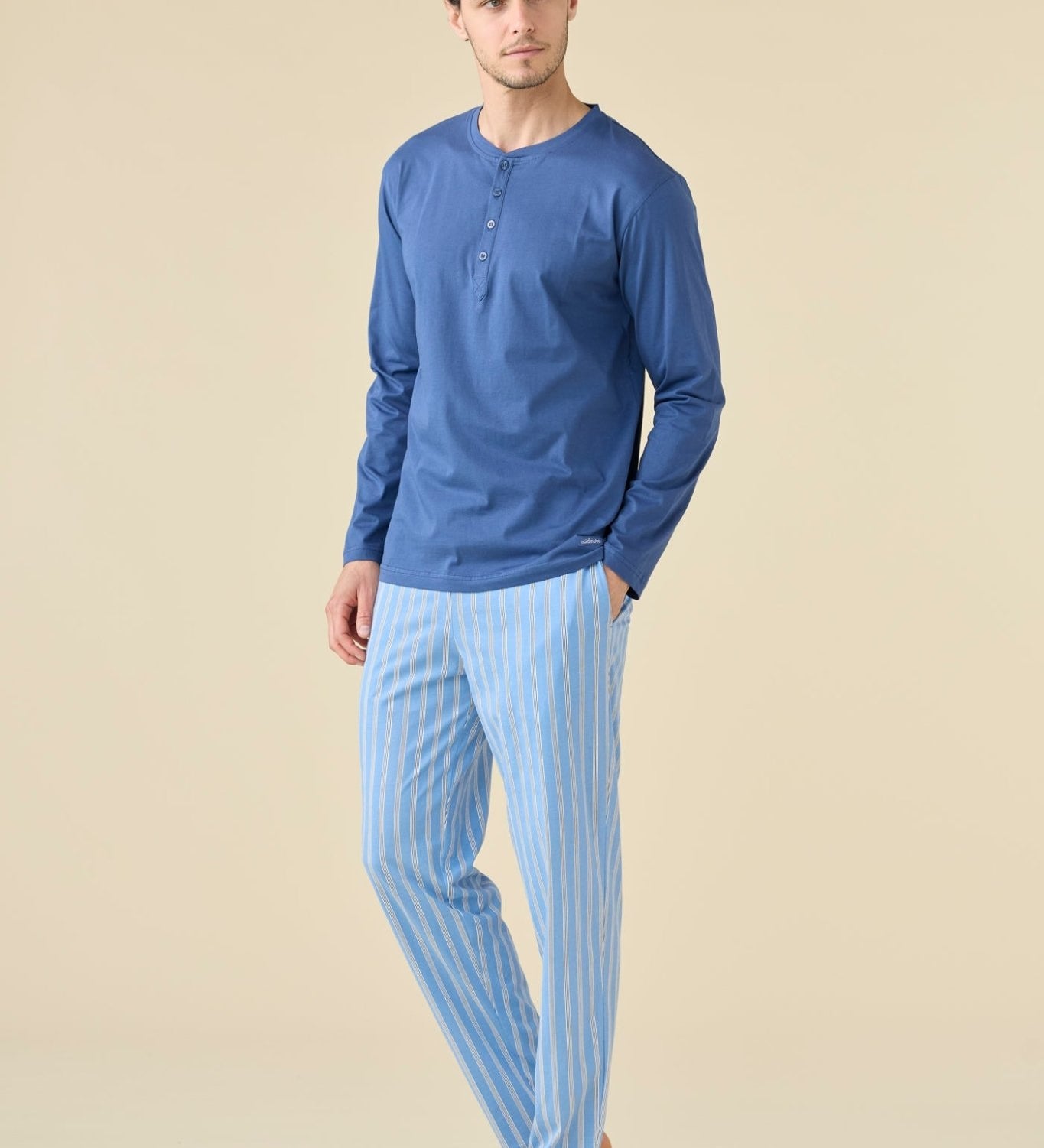 Pigiama Lungo Serafino Uomo Noi Di Notte FC3228 - Biancheria da sogno Pedata