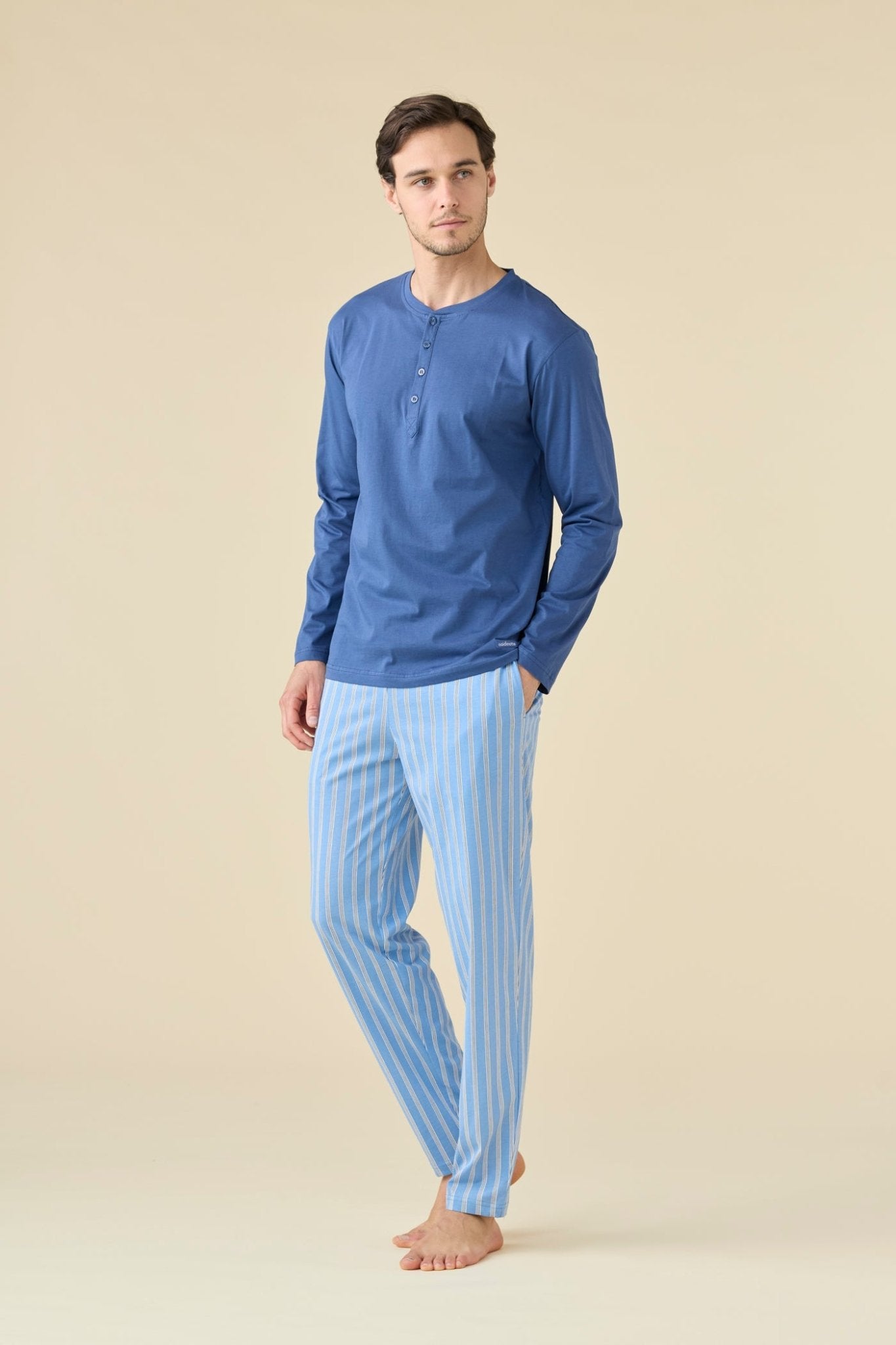 Pigiama Lungo Serafino Uomo Noi Di Notte FC3228 - Biancheria da sogno Pedata