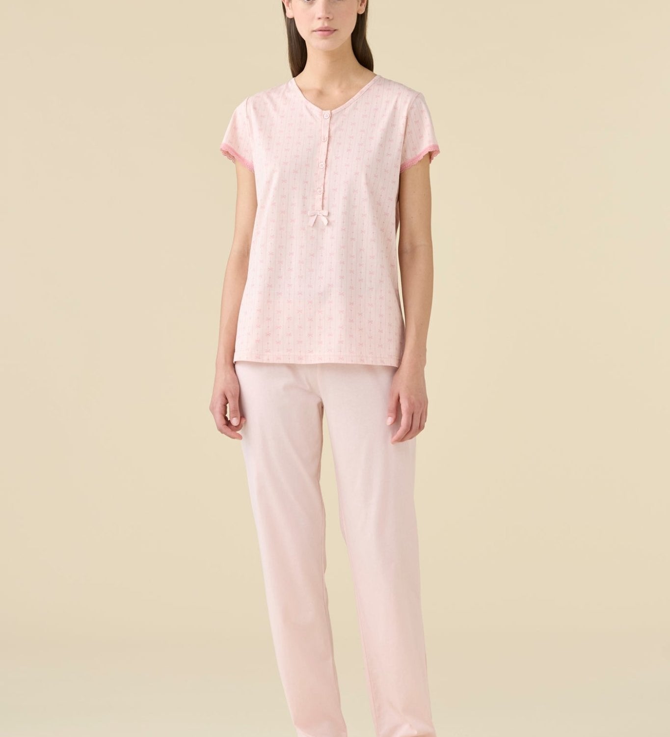 Pigiama Serafino Donna M/M P/L Noi Di Notte FA9513 - Biancheria da sogno Pedata