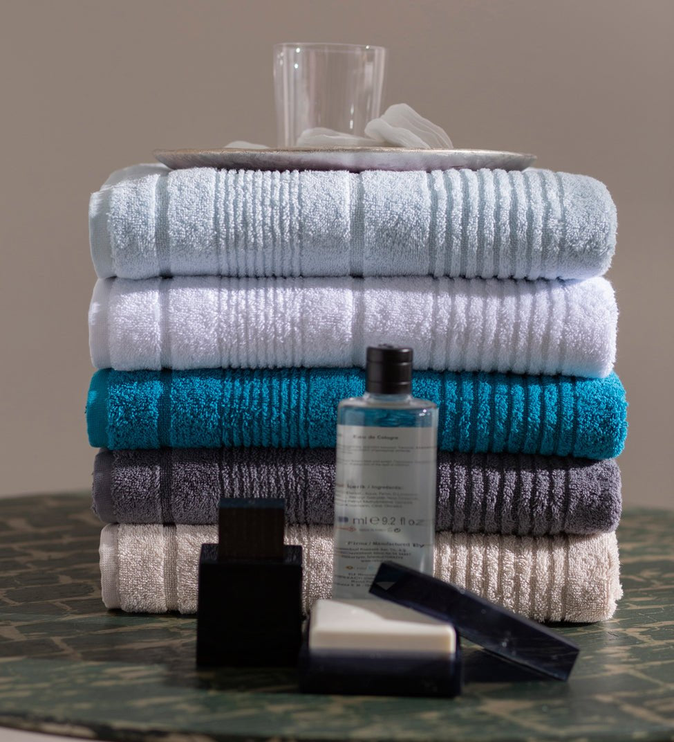 Set Asciugamani Bagno Forever by Dondi Meridien - Biancheria da sogno Pedata