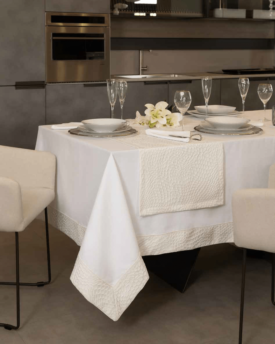 Set Tovaglia Battaglia Bao x12 con Runner - Biancheria da sogno Pedata