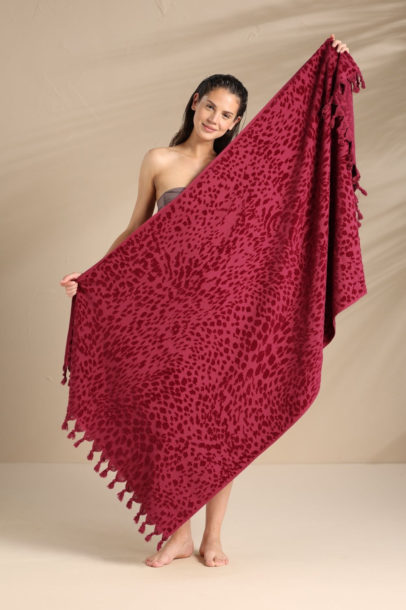 Telo Mare 90x160cm Spugna Velour Noi Di Notte AE521 - Biancheria da sogno Pedata