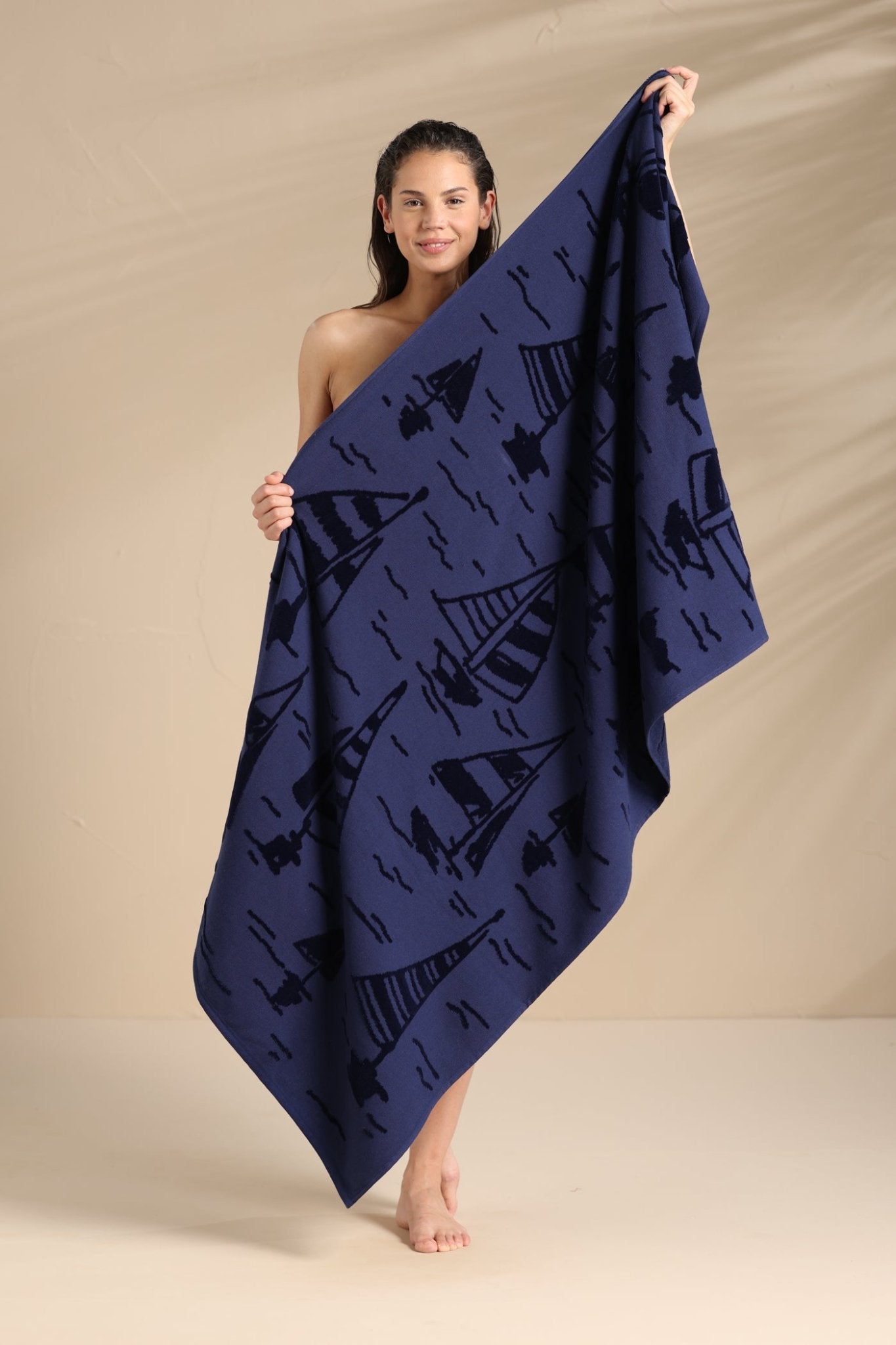 Telo Mare 90x160cm Spugna Velour Noi Di Notte AE524 - Biancheria da sogno Pedata