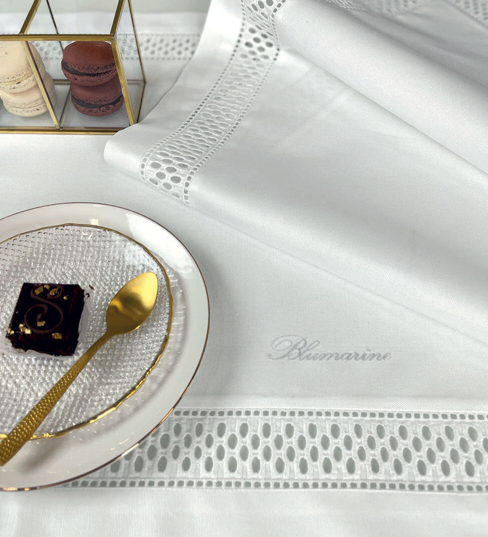 Tovaglia in Misto Cotone 180x300 Blumarine Porcellana - Biancheria da sogno Pedata