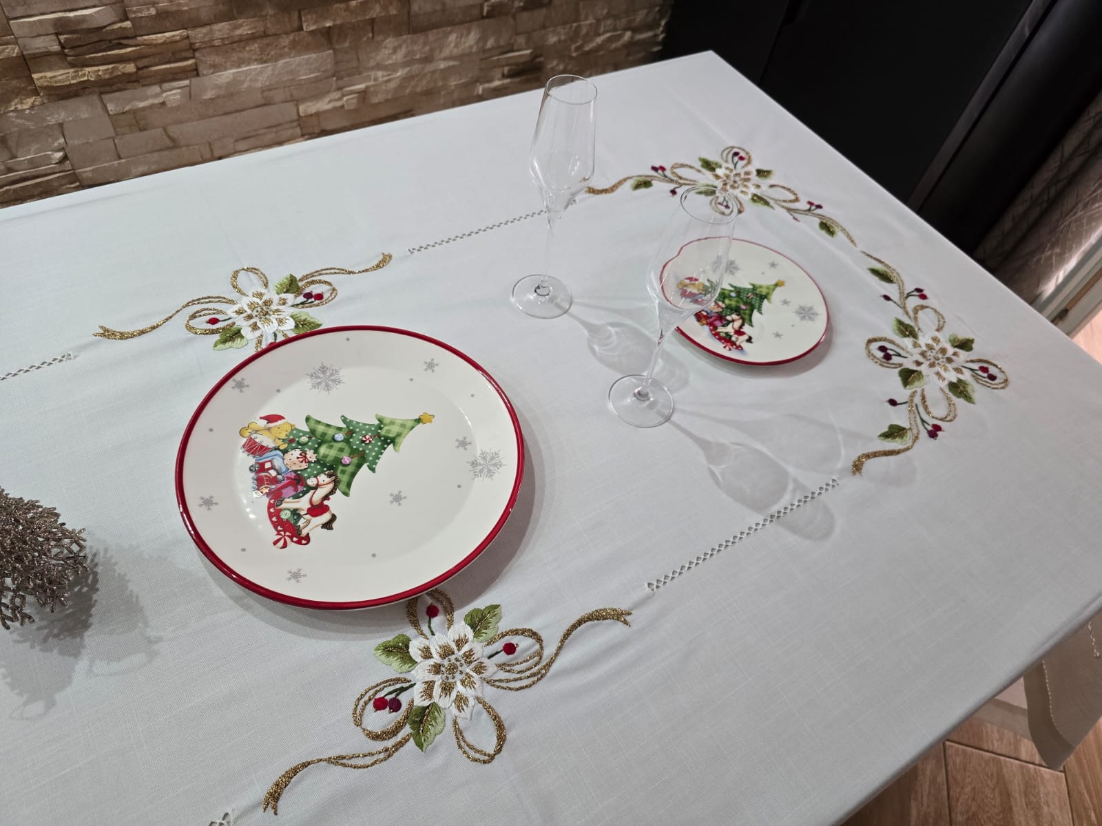 Tovaglia x12 in Lino I Maestri Del Ricamo Fiore Gold - Biancheria da sogno Pedata