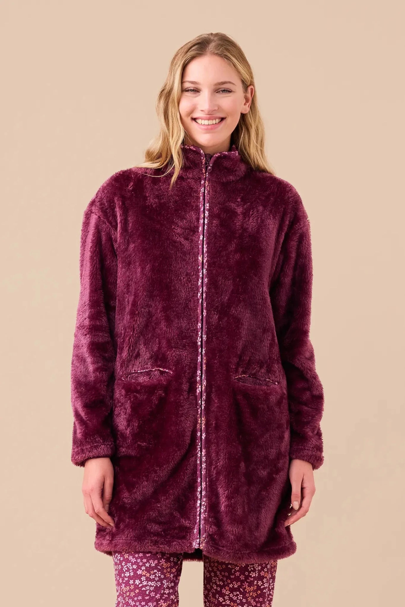 Vestaglia con Zip in Pelliccia Donna Noi Di Notte GE3009 - Biancheria da sogno Pedata